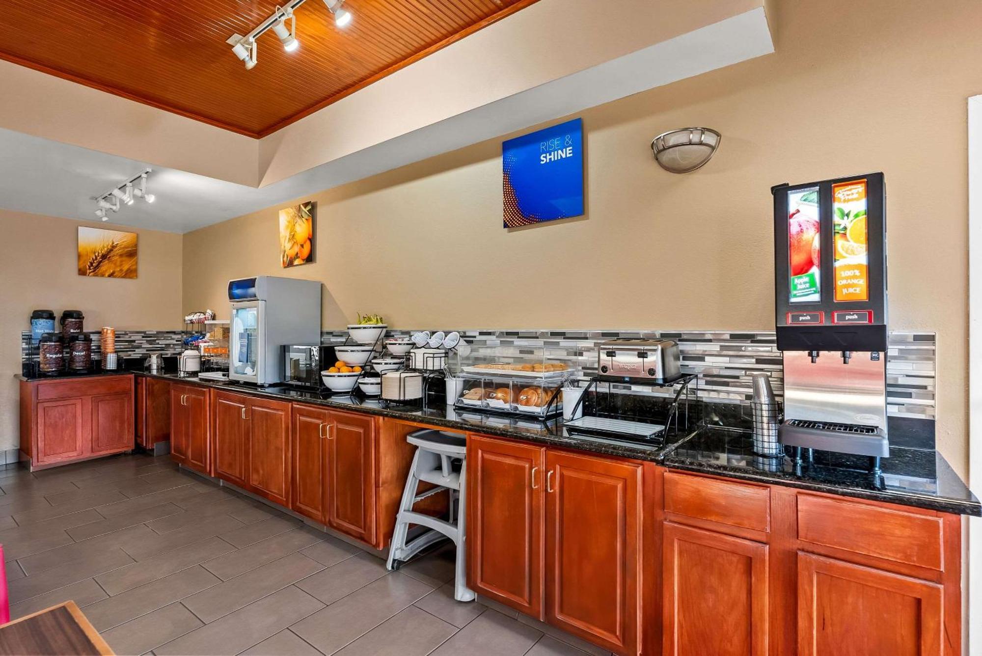 Comfort Inn & Suites Panama City - St Andrew Экстерьер фото